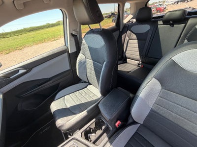 2023 Volkswagen Taos SEL