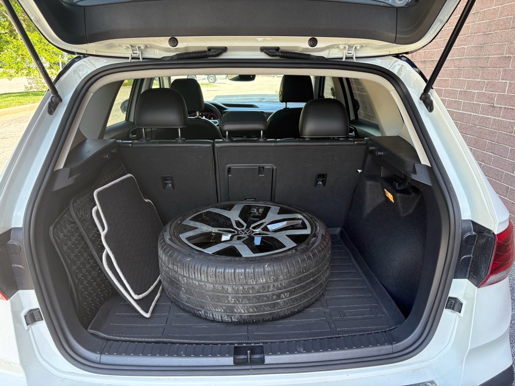 2023 Volkswagen Taos SEL