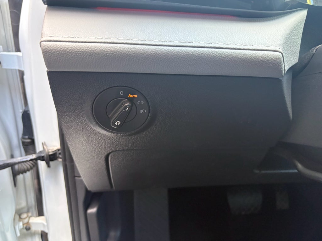 2023 Volkswagen Taos SEL