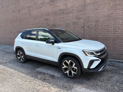2023 Volkswagen Taos SEL
