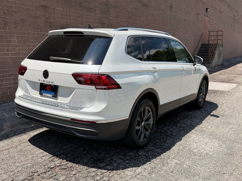 2023 Volkswagen Tiguan SE