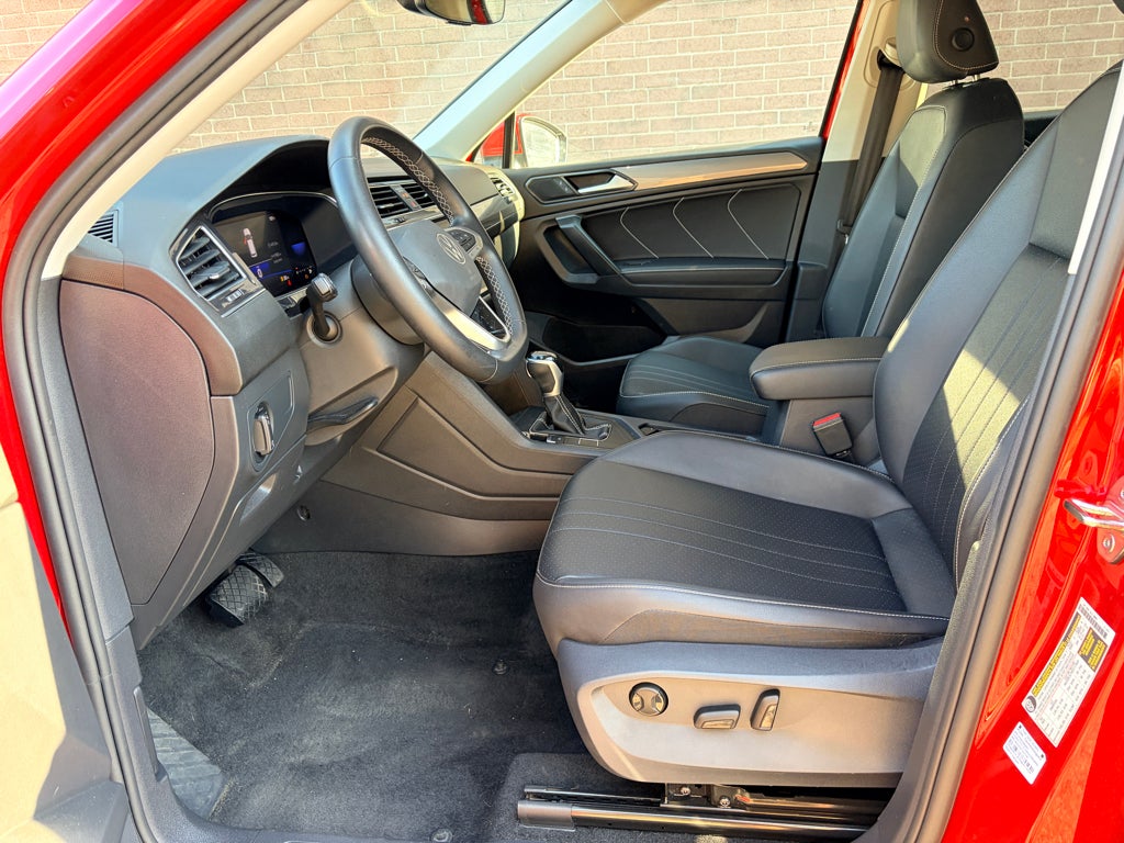 2023 Volkswagen Tiguan SE