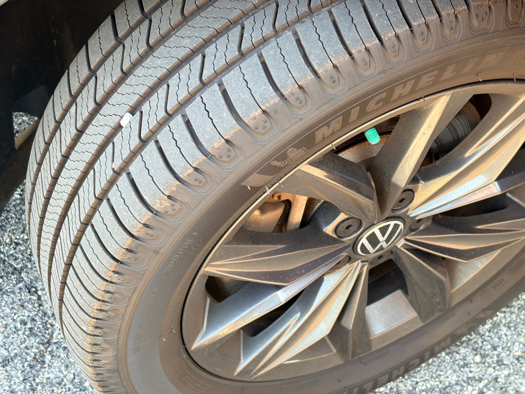 2023 Volkswagen Tiguan SE