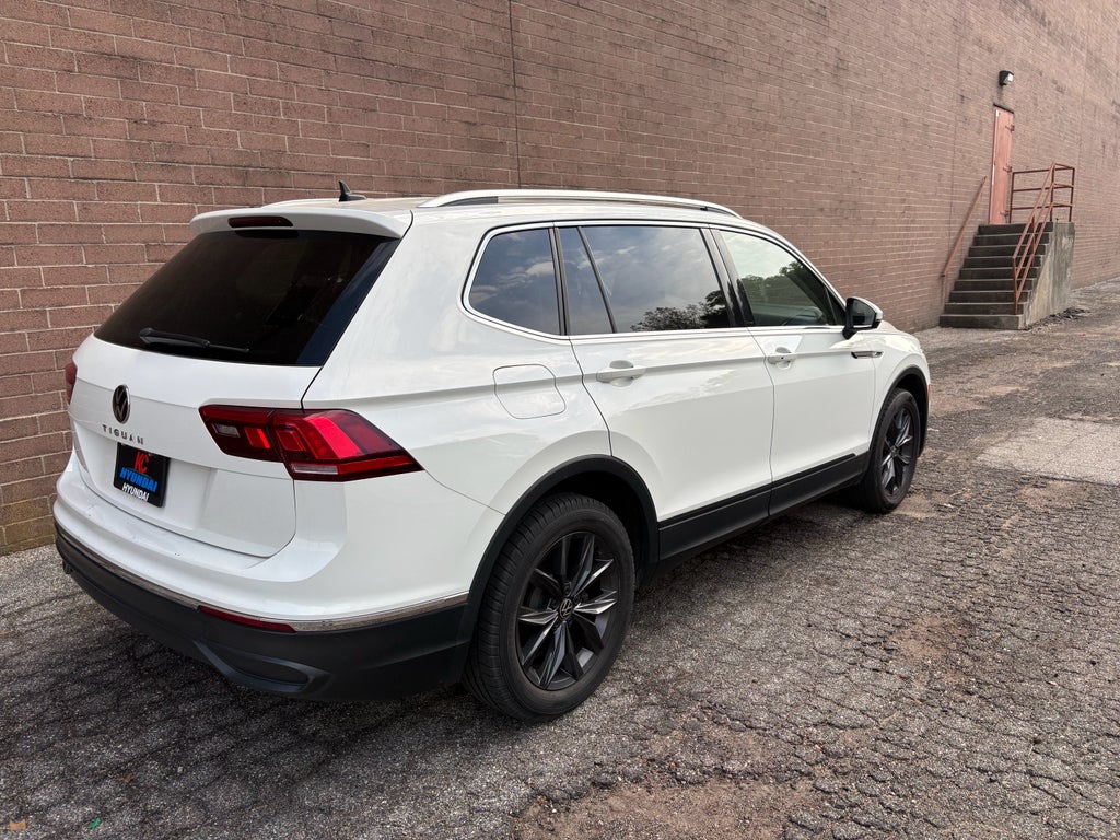 2022 Volkswagen Tiguan SE