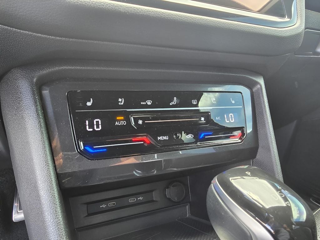 2022 Volkswagen Tiguan SEL R-Line