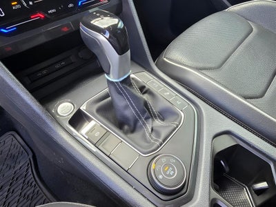 2022 Volkswagen Tiguan SEL R-Line