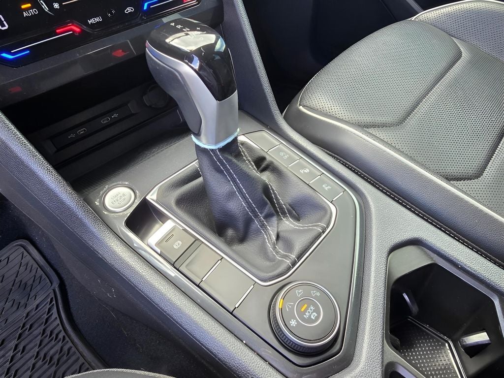 2022 Volkswagen Tiguan SEL R-Line