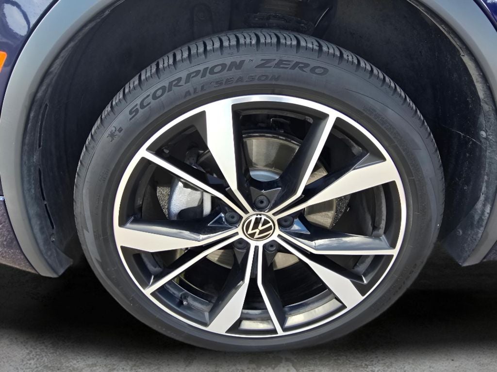 2022 Volkswagen Tiguan SEL R-Line