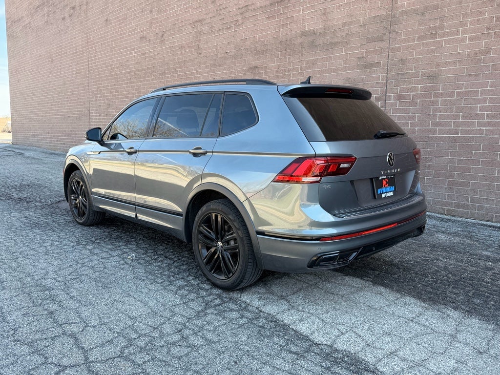 2022 Volkswagen Tiguan SE R-Line Black