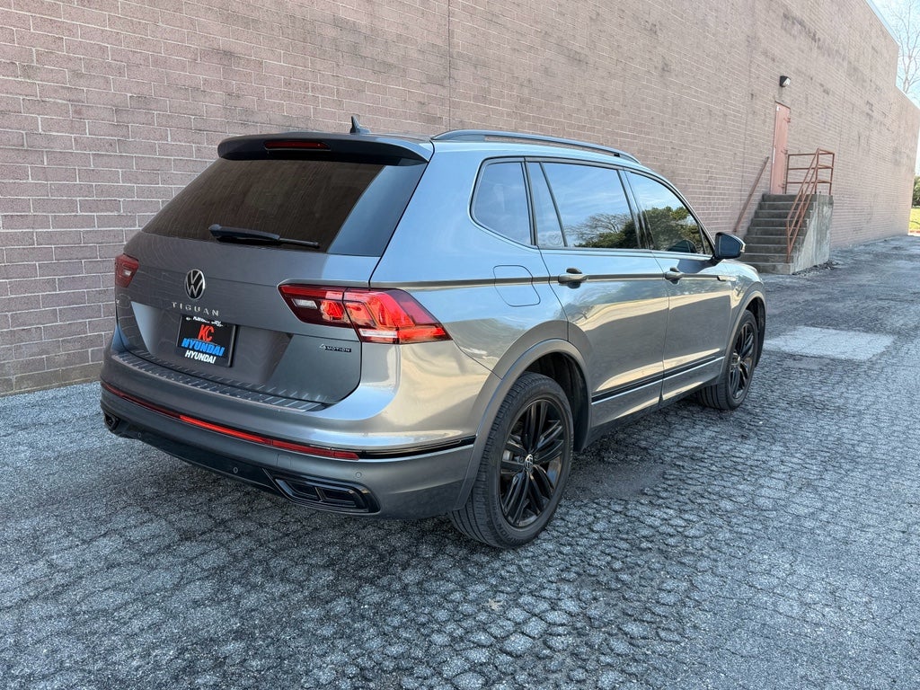 2022 Volkswagen Tiguan SE R-Line Black