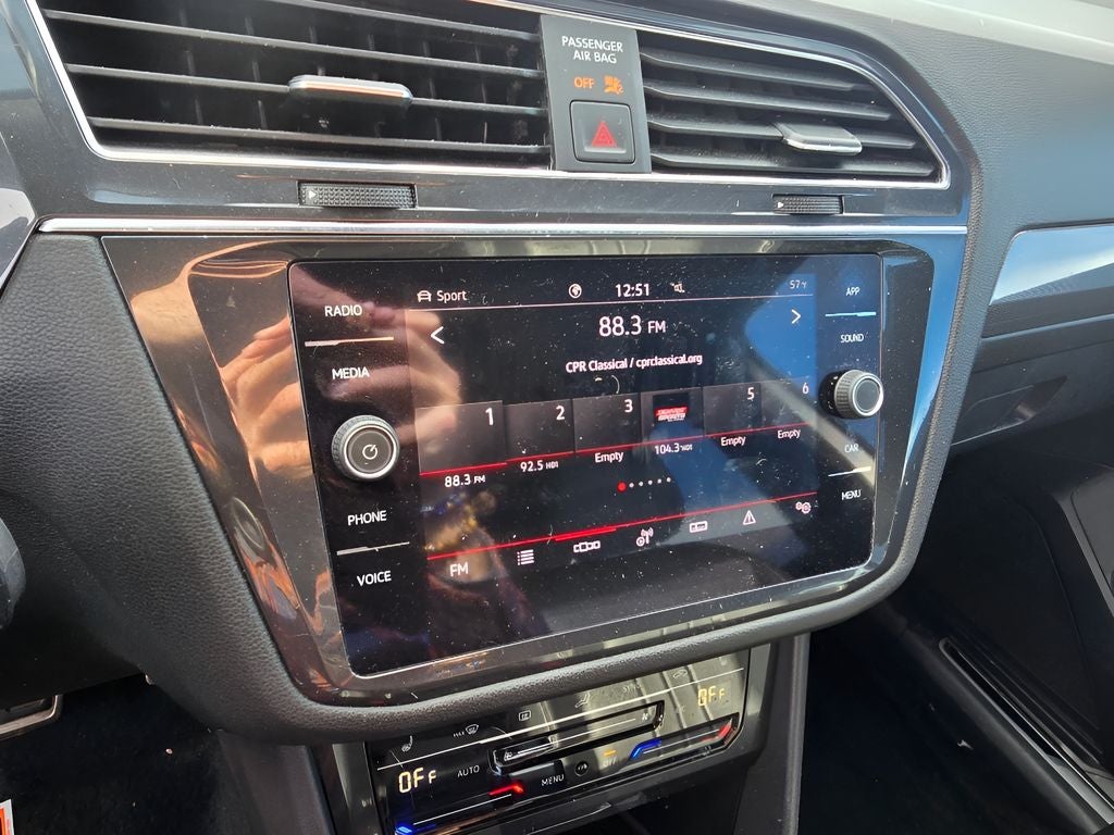 2023 Volkswagen Tiguan SE R-Line Black