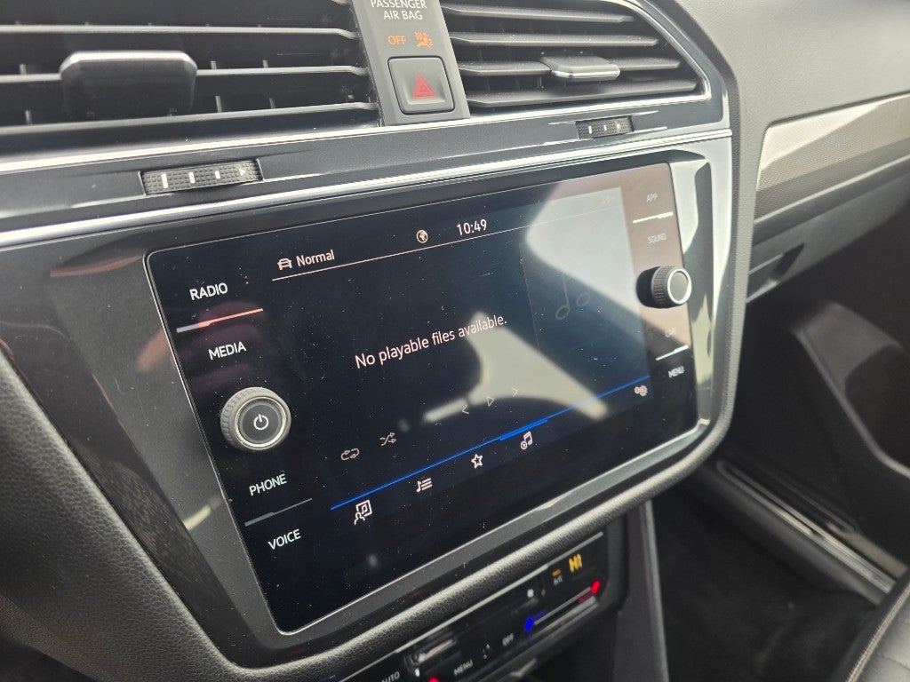 2023 Volkswagen Tiguan SE R-Line Black