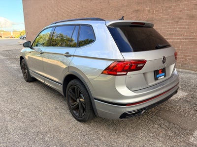 2023 Volkswagen Tiguan SE R-Line Black