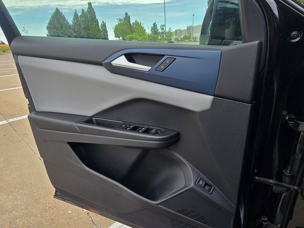 2023 Volkswagen Taos SE