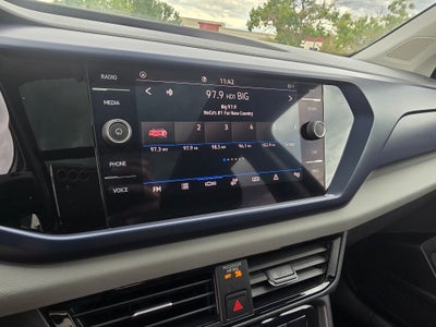 2023 Volkswagen Taos SE