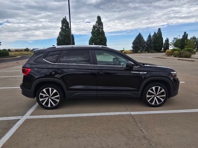 2023 Volkswagen Taos SE