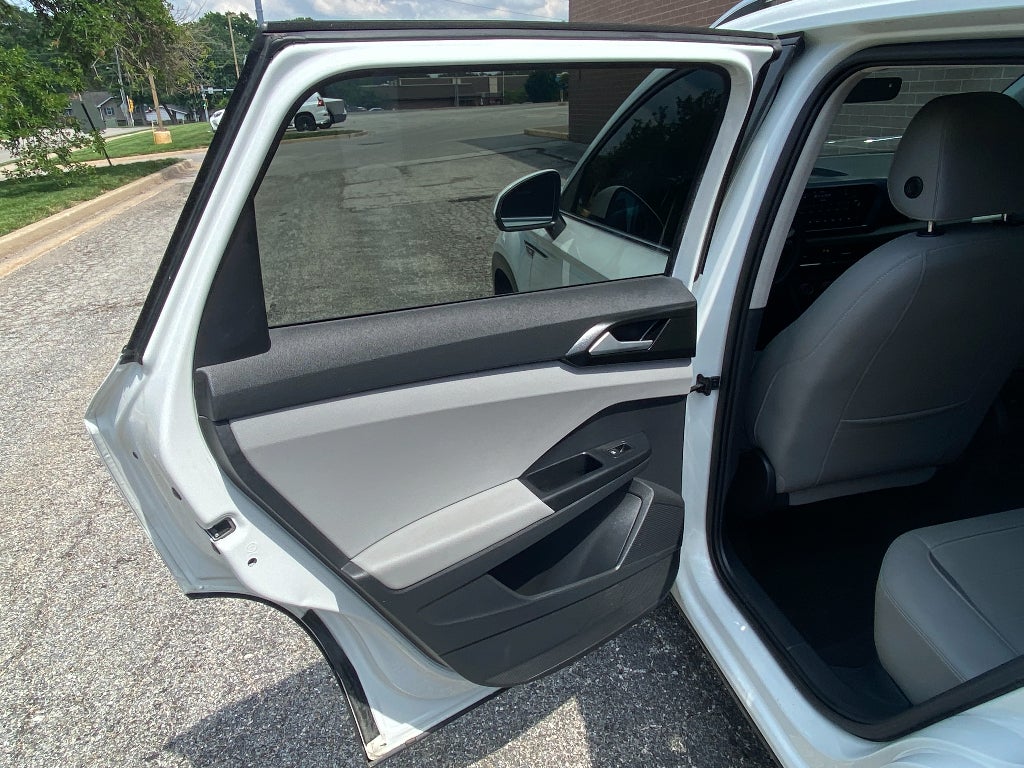 2023 Volkswagen Taos SE