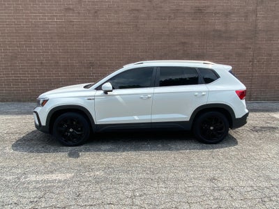 2023 Volkswagen Taos SE