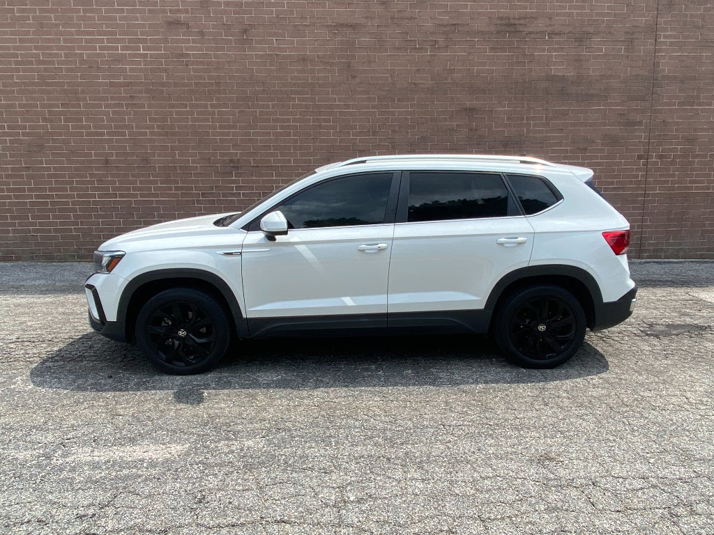 2023 Volkswagen Taos SE