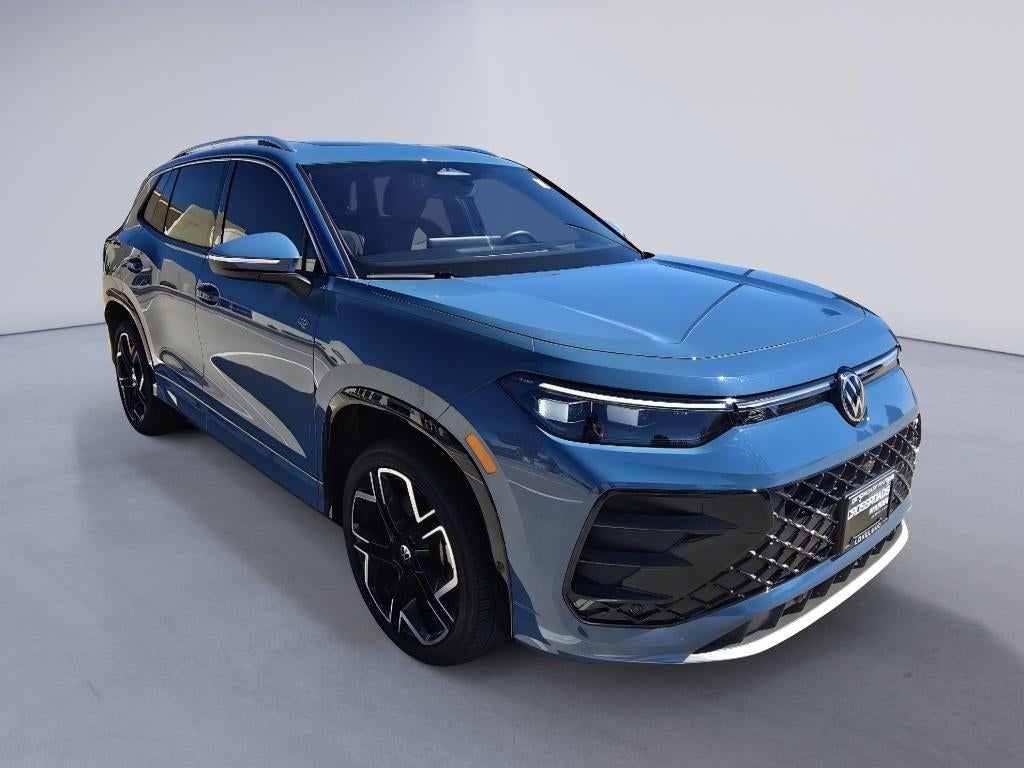 2025 Volkswagen Tiguan SEL R-Line