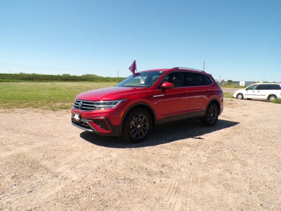 2023 Volkswagen Tiguan SE