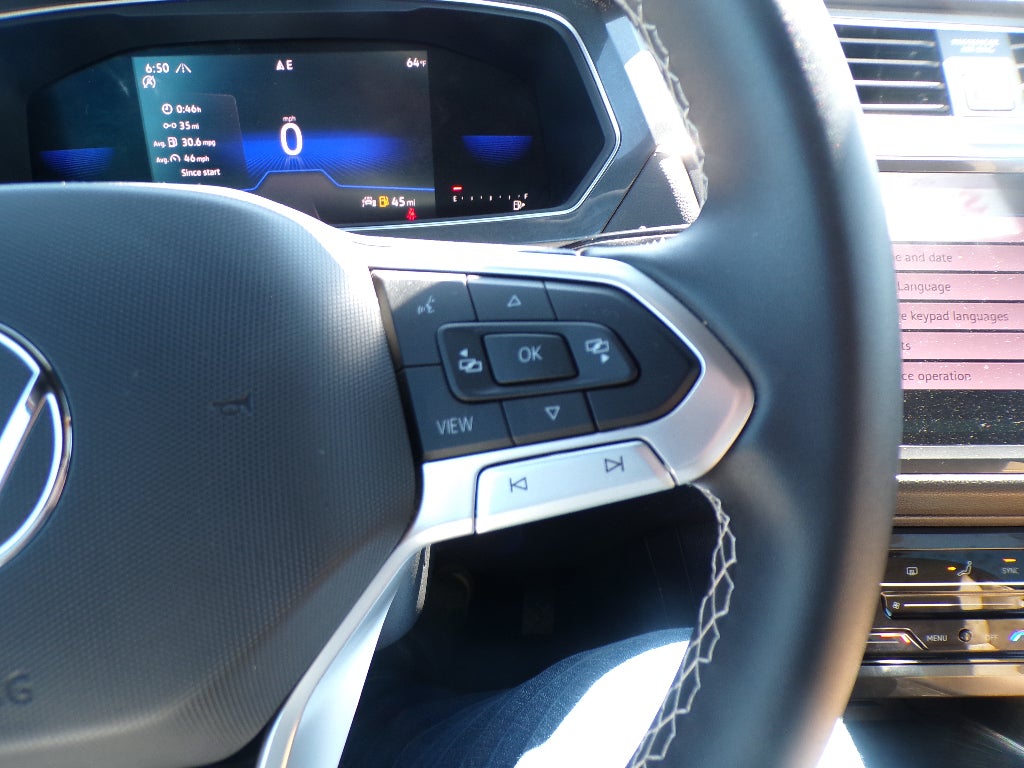 2023 Volkswagen Tiguan SE