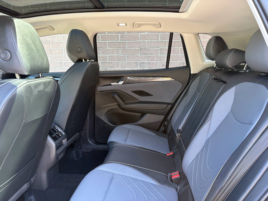 2025 Volkswagen Tiguan SE
