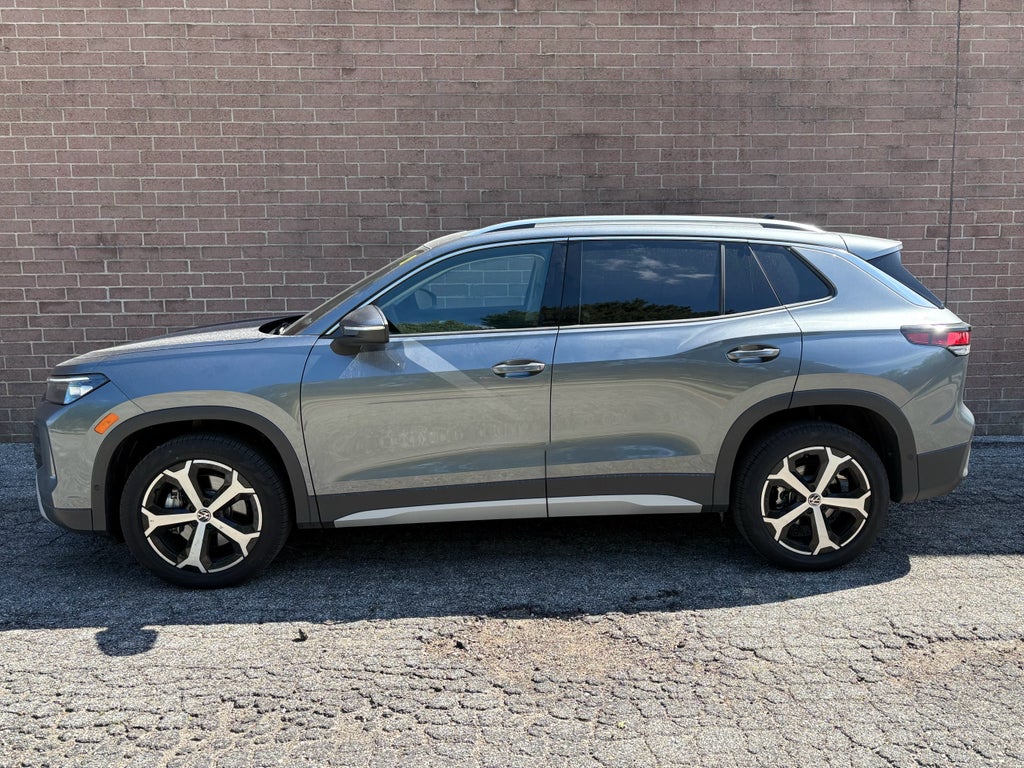 2025 Volkswagen Tiguan SE