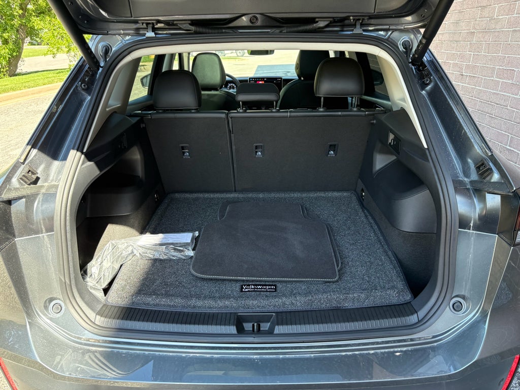 2025 Volkswagen Tiguan SE