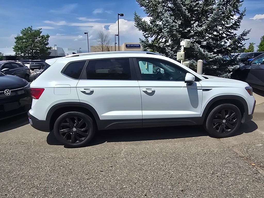 2023 Volkswagen Taos SE