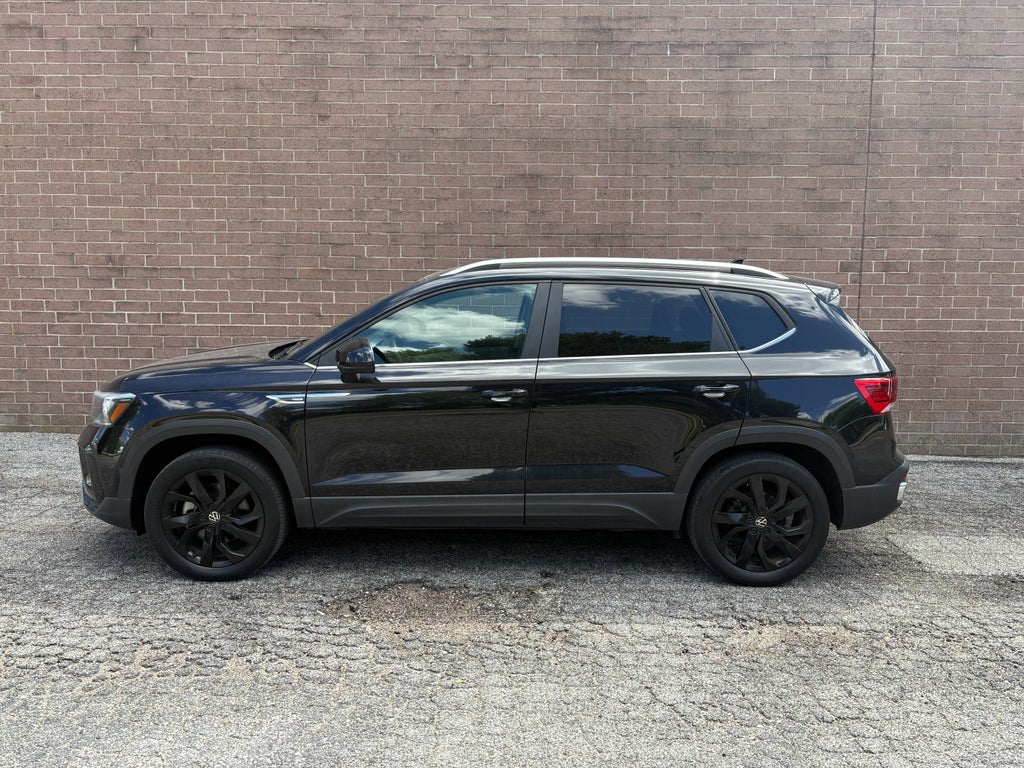 2023 Volkswagen Taos SE