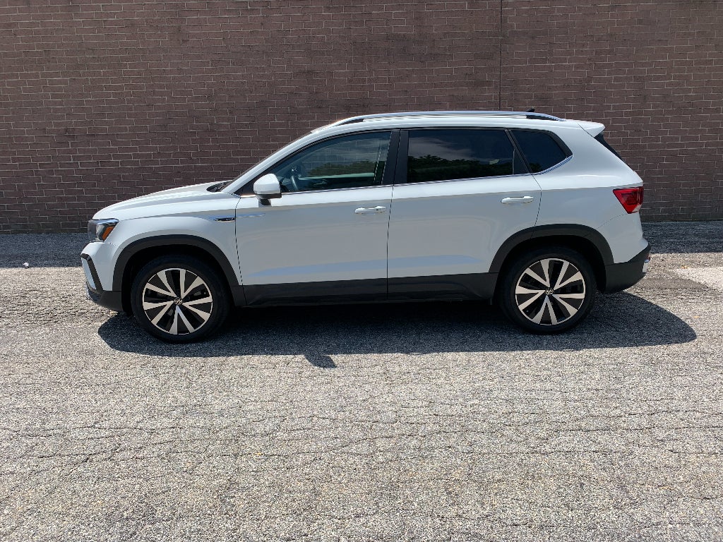 2023 Volkswagen Taos SE