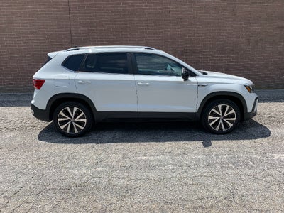 2023 Volkswagen Taos SE