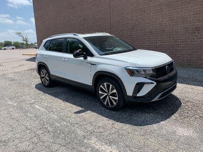 2023 Volkswagen Taos SE