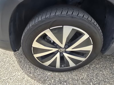 2022 Volkswagen Taos SE