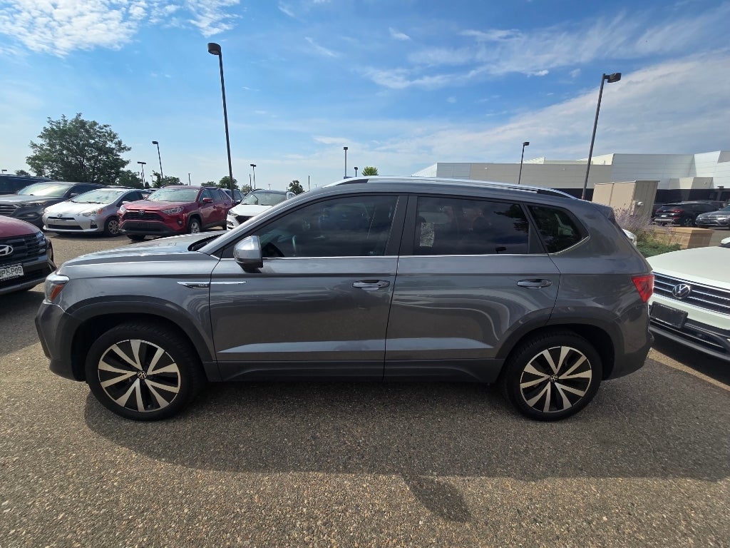 2022 Volkswagen Taos SE