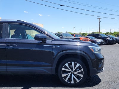 2024 Volkswagen Taos SE