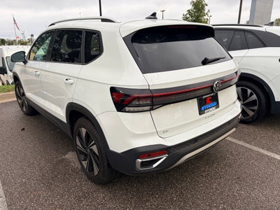 2025 Volkswagen Taos SE