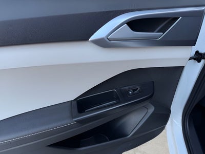 2025 Volkswagen Taos SE