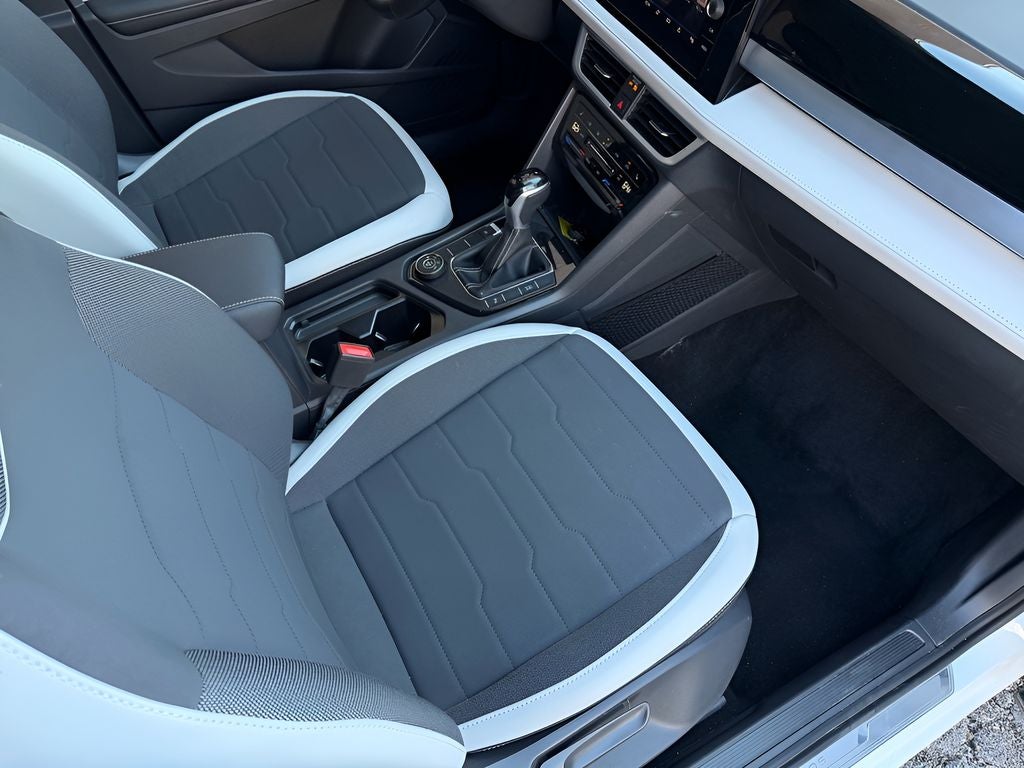 2025 Volkswagen Taos SE