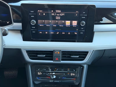 2025 Volkswagen Taos SE