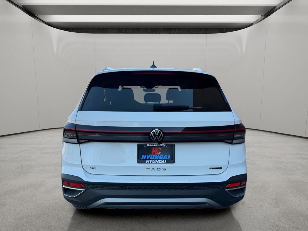 2025 Volkswagen Taos SE