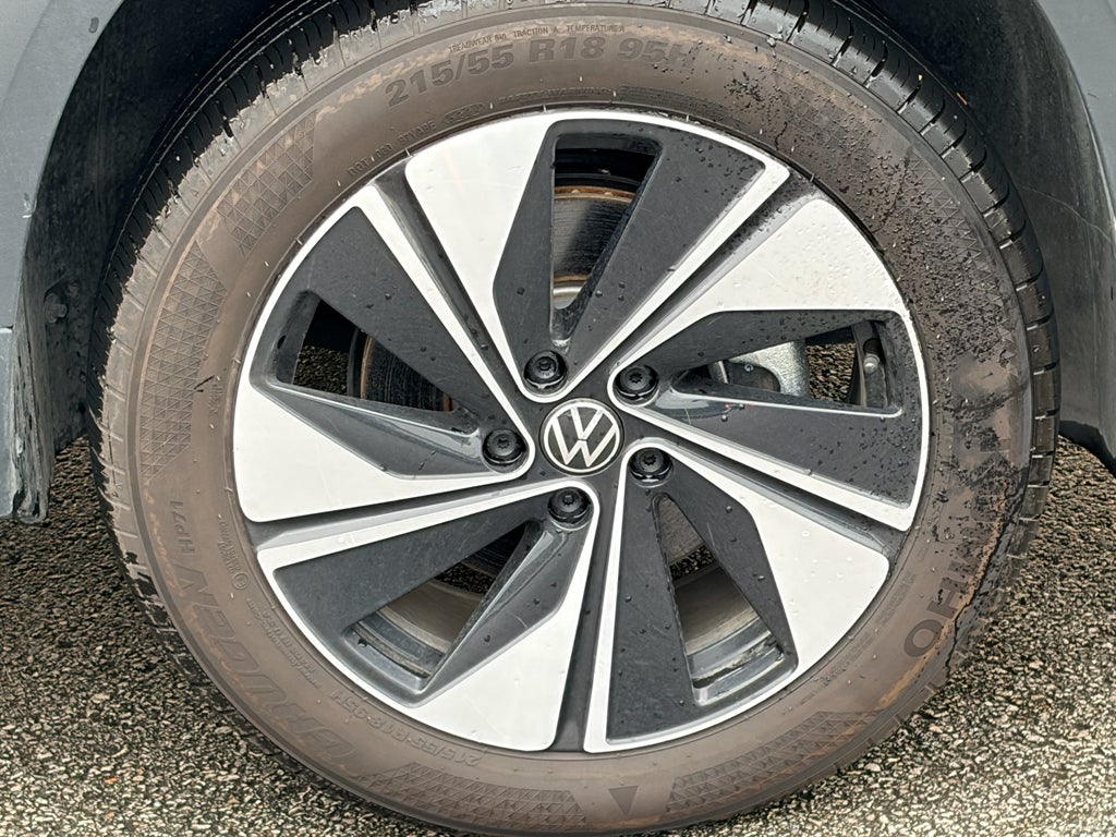 2025 Volkswagen Taos SE