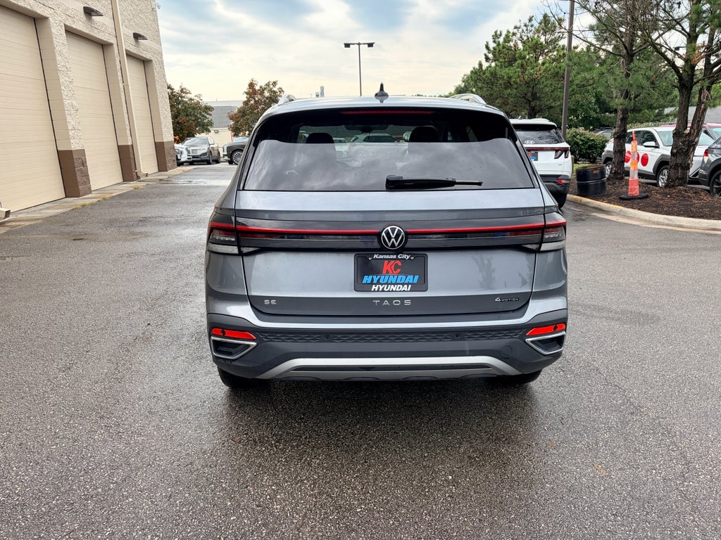2025 Volkswagen Taos SE