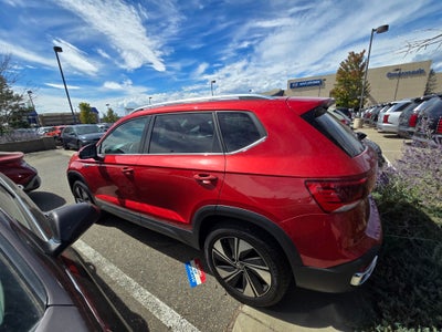 2024 Volkswagen Taos SE
