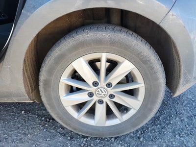 2016 Volkswagen Golf TSI S