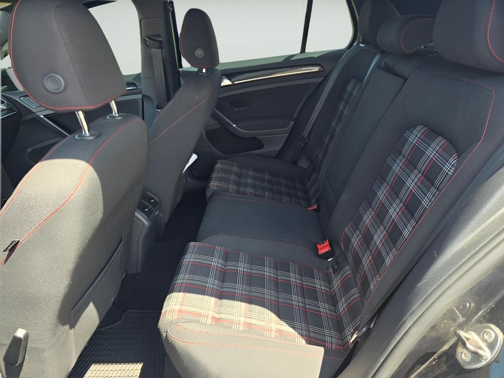 2017 Volkswagen Golf GTI S