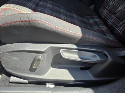 2017 Volkswagen Golf GTI S