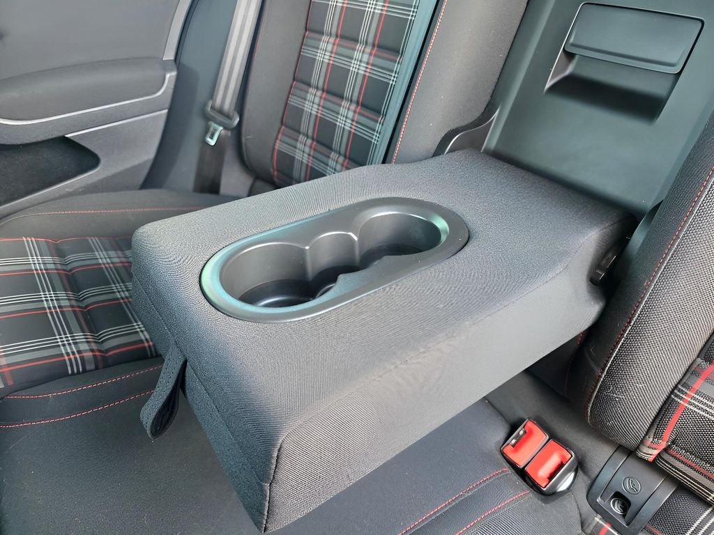 2017 Volkswagen Golf GTI S