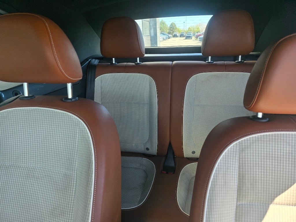 2017 Volkswagen Beetle Convertible 1.8T Classic